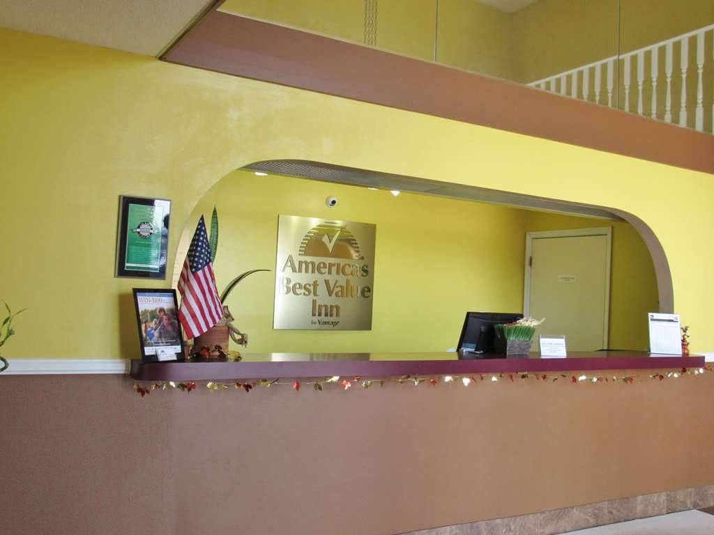 Americas Best Value Inn - Somerset Beltér fotó